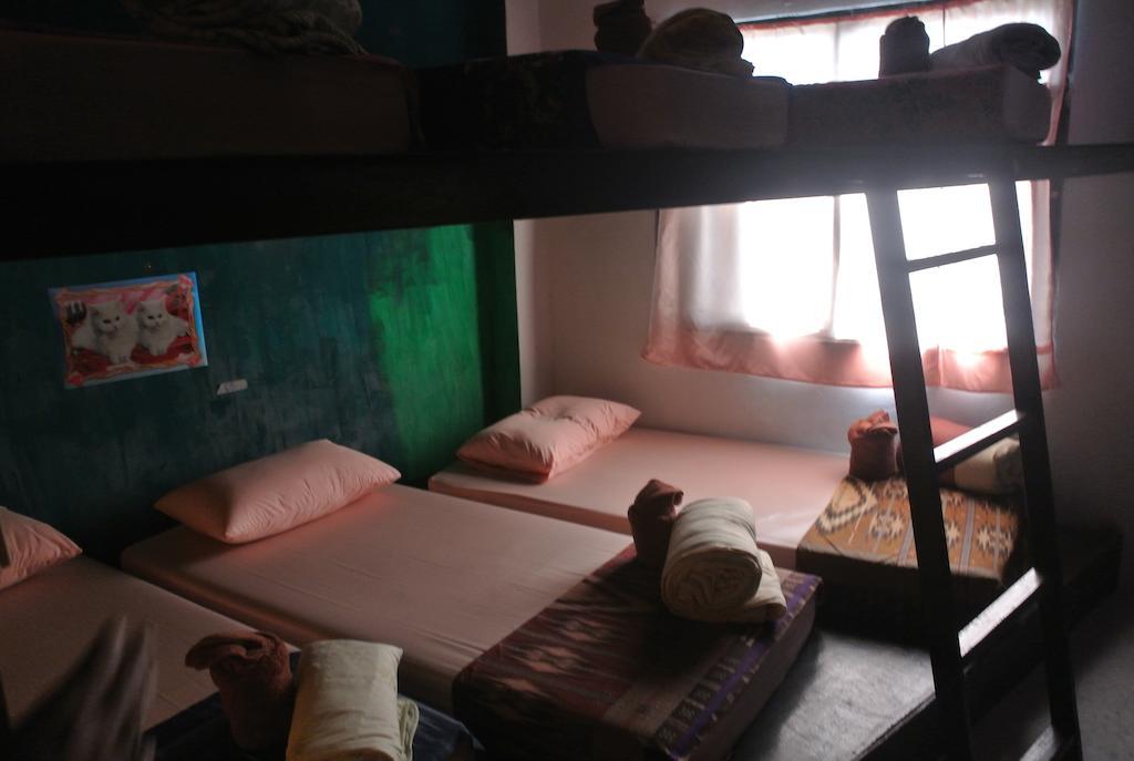 Maddy'S Hostel Ko Pha Ngan Bagian luar foto