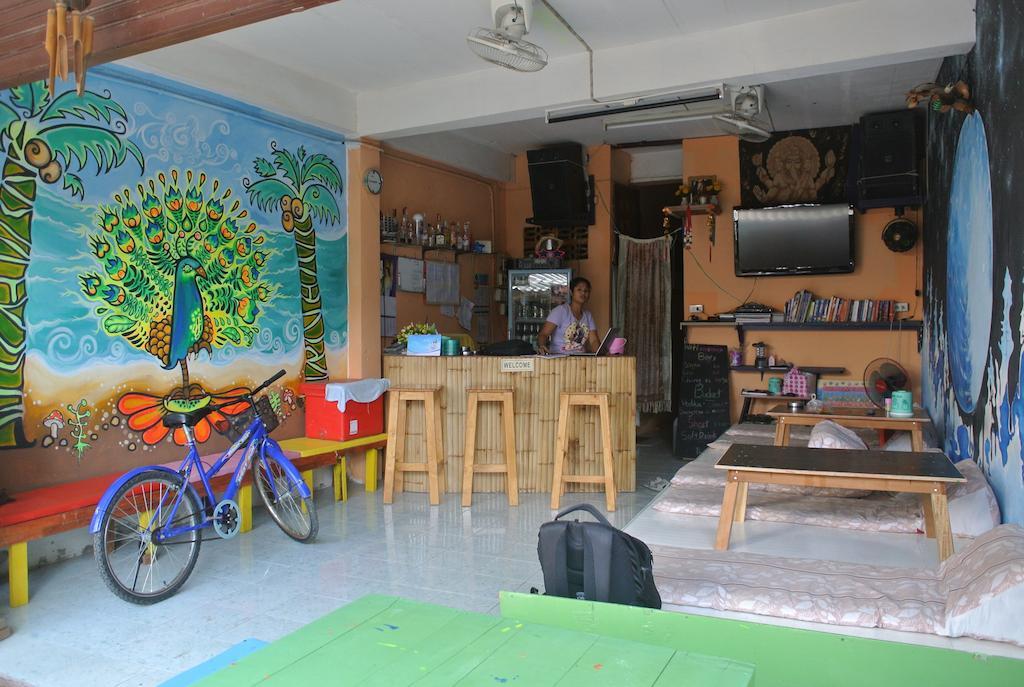 Maddy'S Hostel Ko Pha Ngan Bagian luar foto