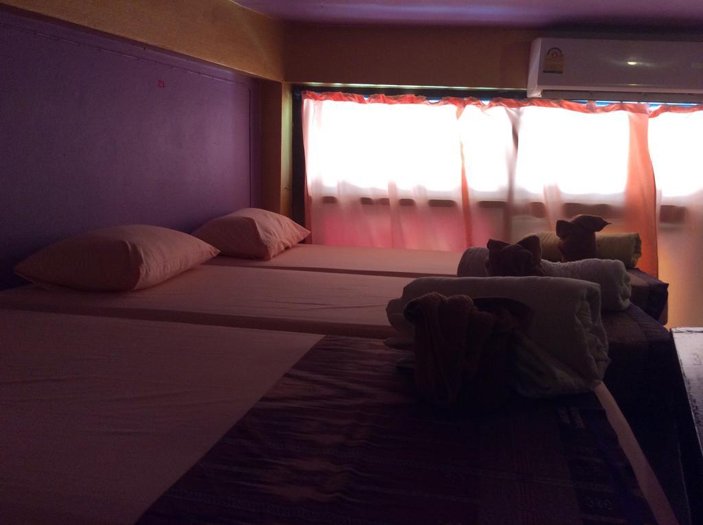 Maddy'S Hostel Ko Pha Ngan Bagian luar foto