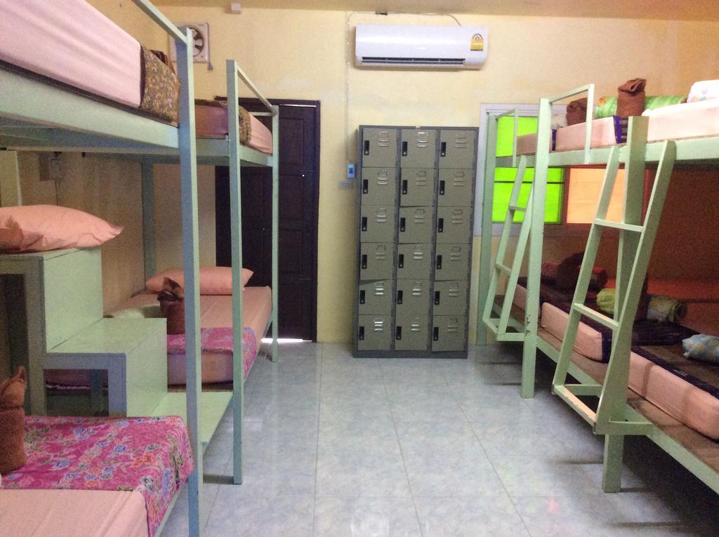 Maddy'S Hostel Ko Pha Ngan Bagian luar foto