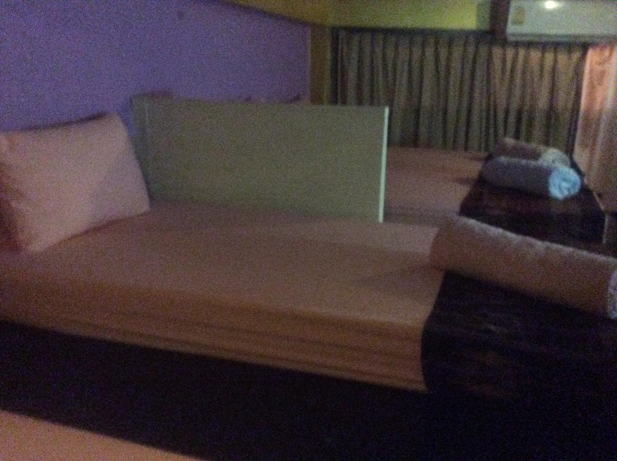 Maddy'S Hostel Ko Pha Ngan Bagian luar foto