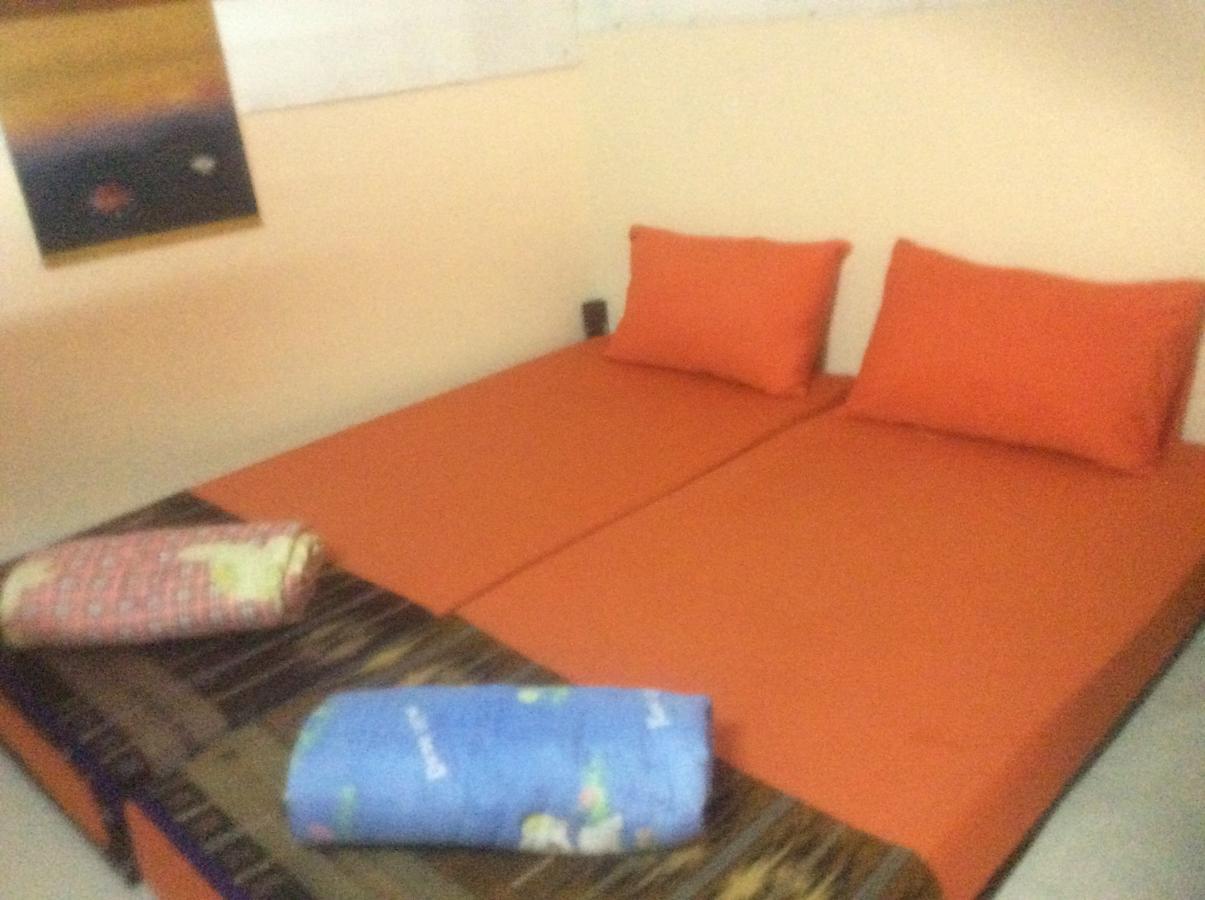 Maddy'S Hostel Ko Pha Ngan Bagian luar foto