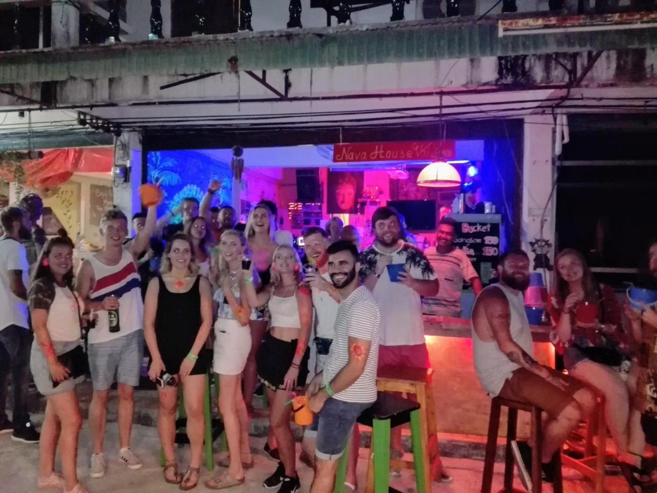 Maddy'S Hostel Ko Pha Ngan Bagian luar foto