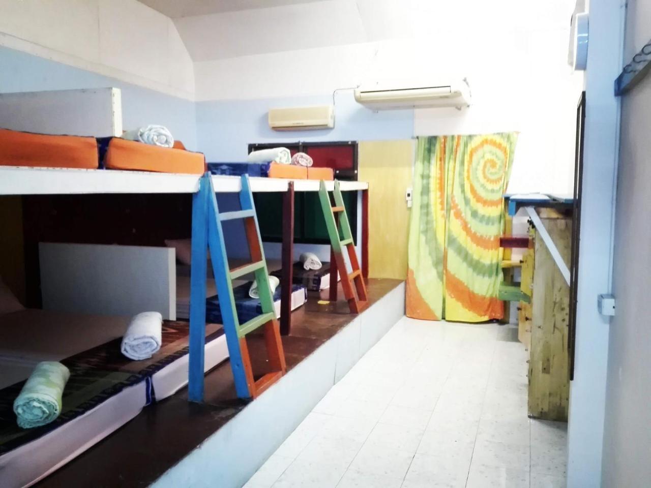 Maddy'S Hostel Ko Pha Ngan Bagian luar foto