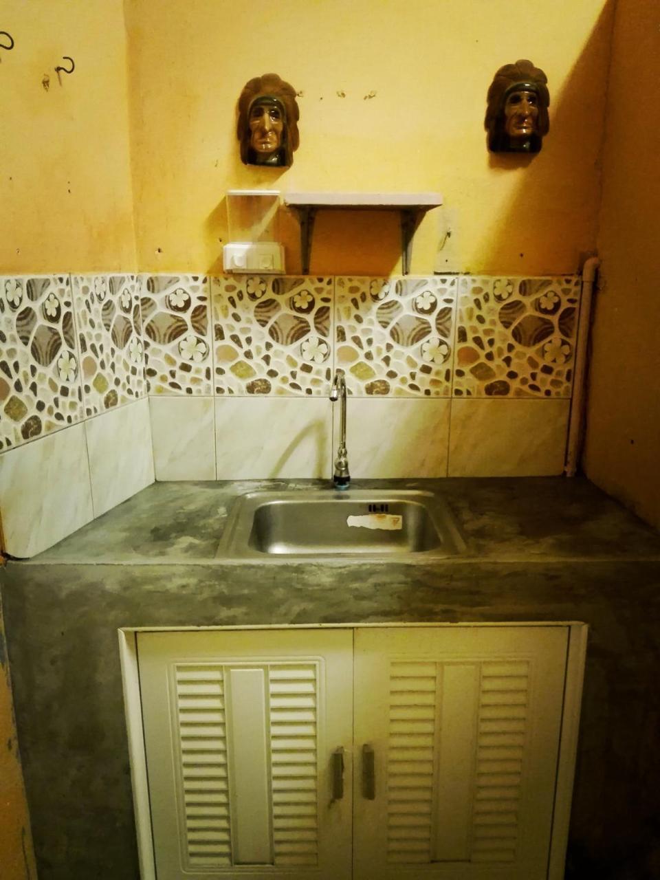 Maddy'S Hostel Ko Pha Ngan Bagian luar foto