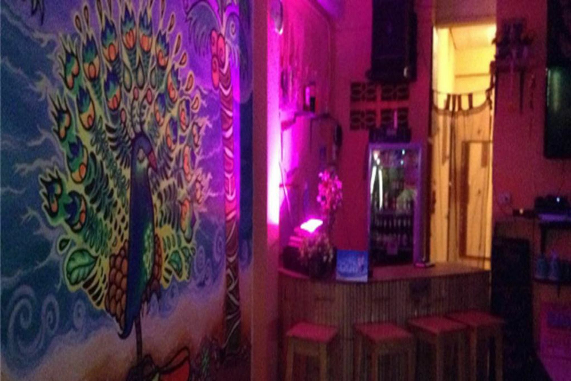 Maddy'S Hostel Ko Pha Ngan Bagian luar foto